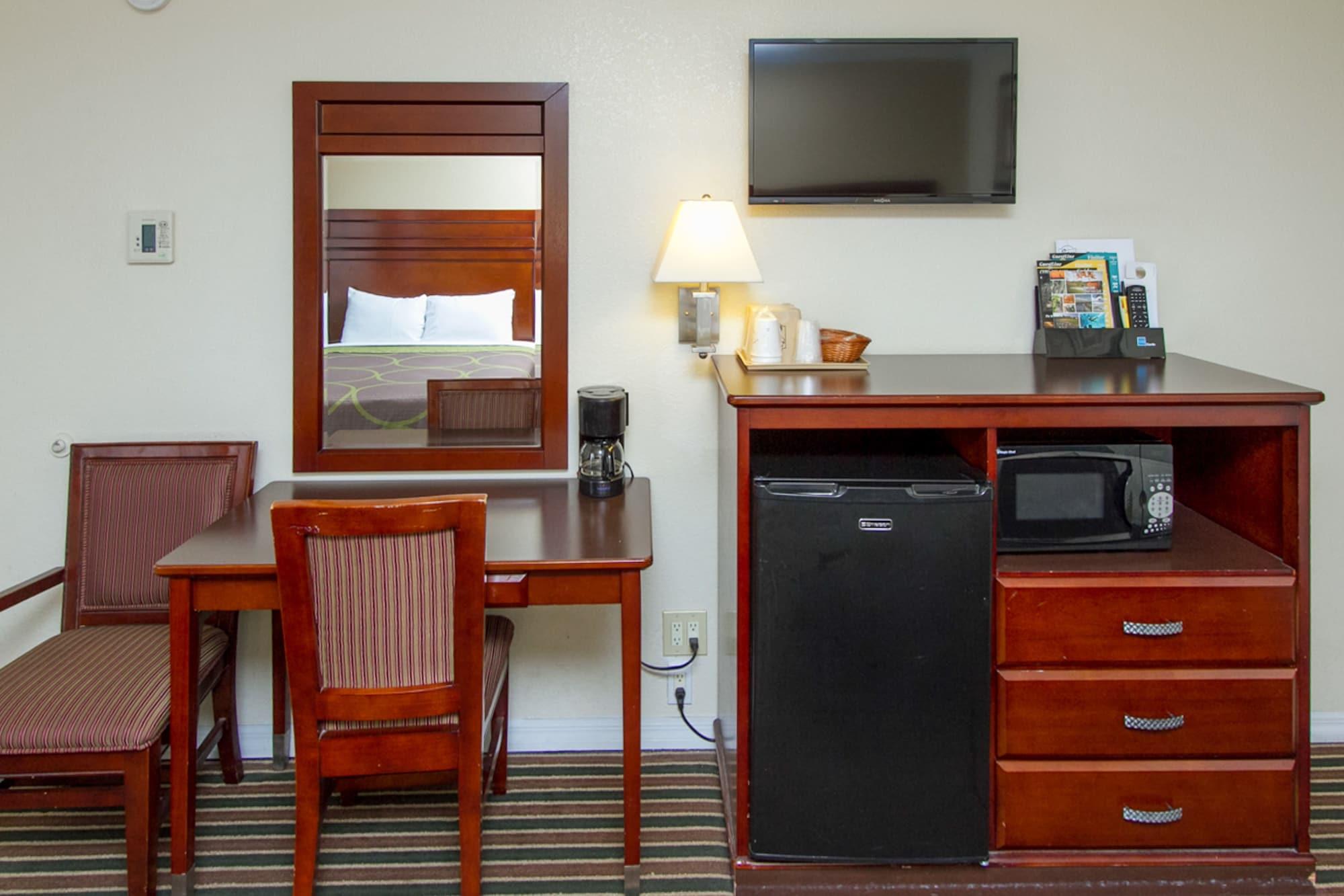 Surestay By Best Western Fresno Central Extérieur photo