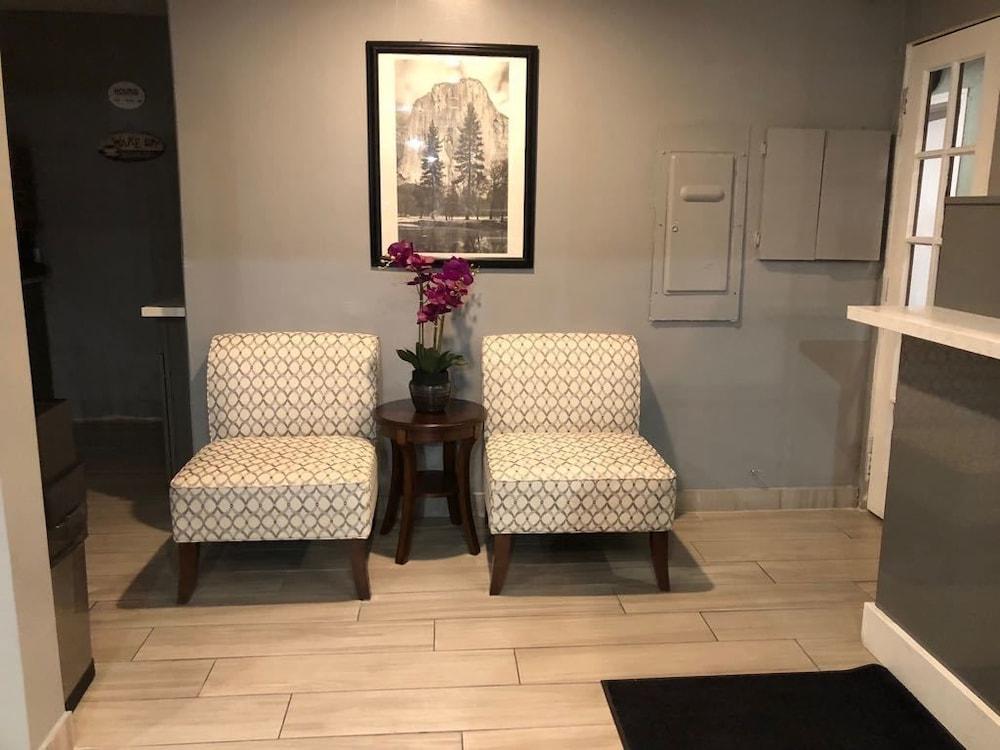 Surestay By Best Western Fresno Central Extérieur photo